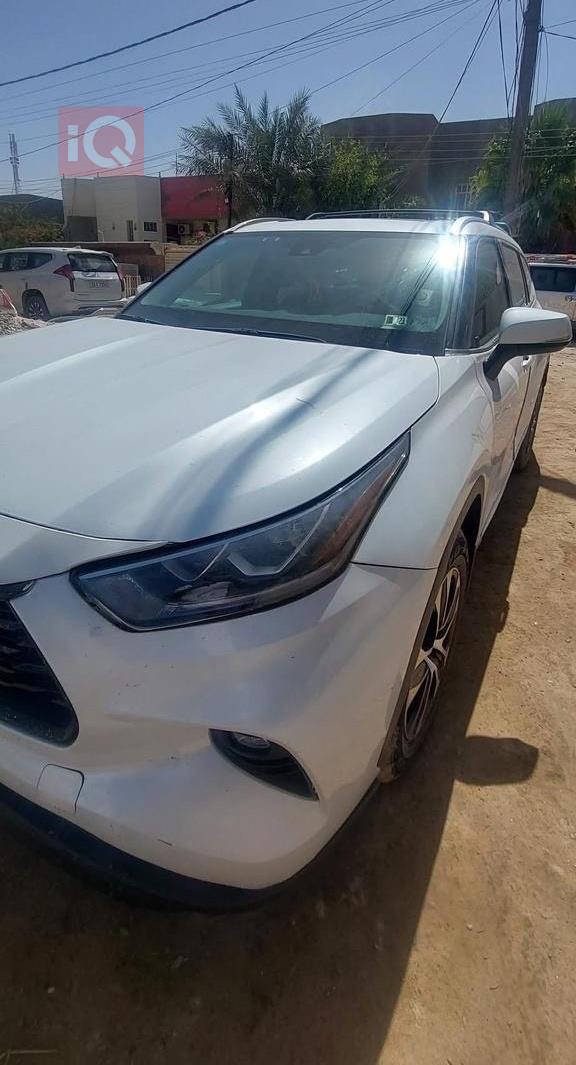 تۆیۆتا هایلاندەر